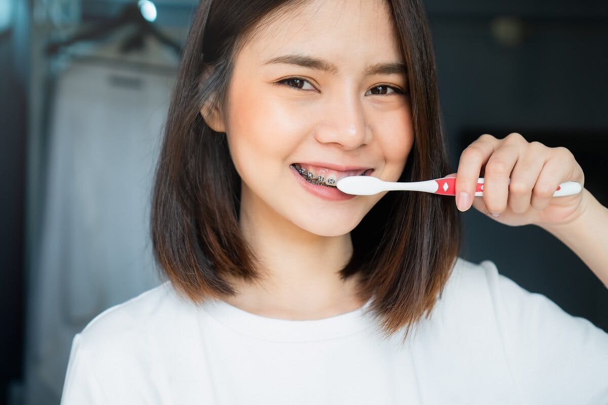 How To Clean Your Teeth With Braces Orleans Gardens Dental Centre how-to-clean-your-teeth-with-braces-orleans-gardens-dental-centre